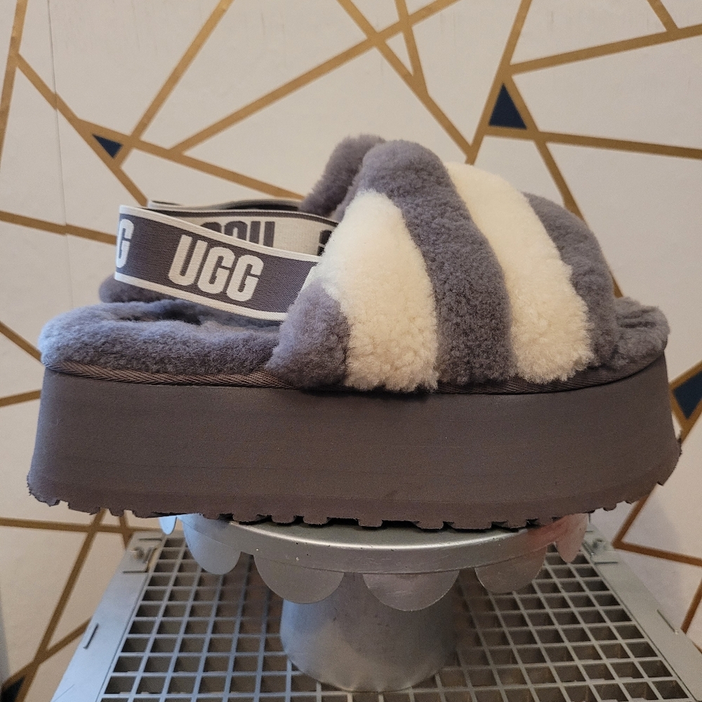 UGG Platform Sandals Gray Size 8